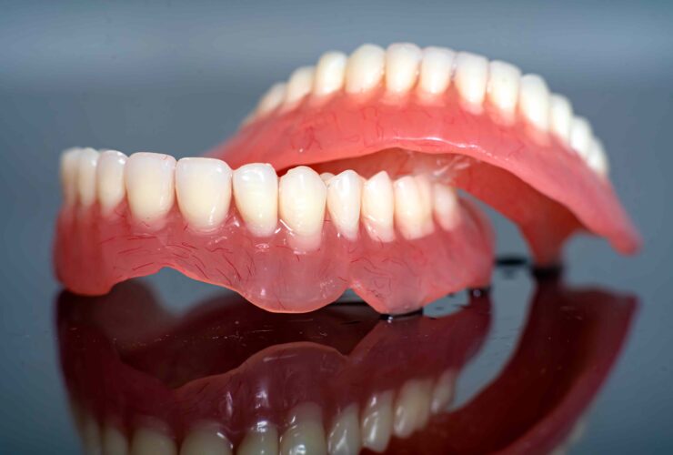 Flexible Dentures in lahore